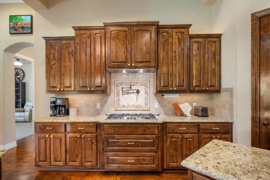 Georgetown-luxury-kitchen-real-estate-photography-scaled.jpg