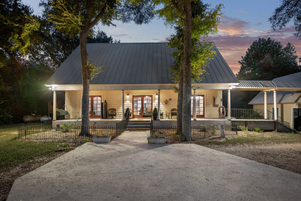 Front exterior of a Williamson County Airbnb photographed by ATXPhotoDude, a professional real estate photographer serving Central Texas.