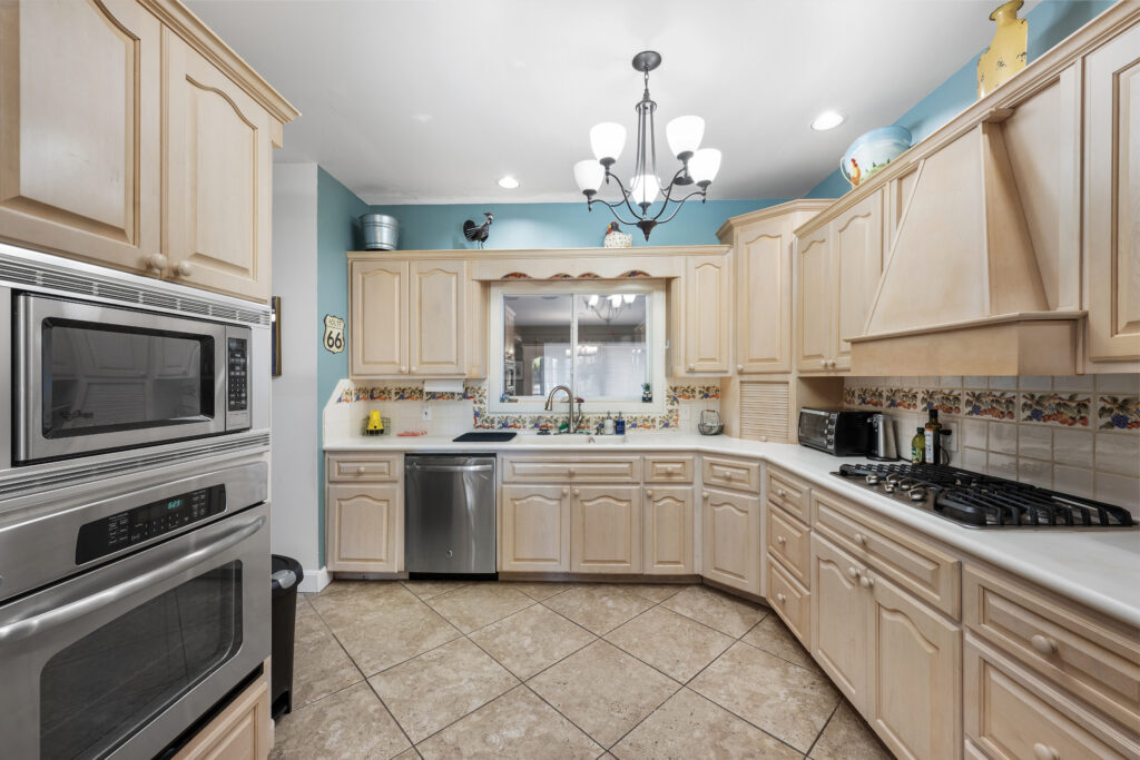 Modern kitchen photographed by ATXPhotoDude, a professional real estate photographer specializing in high-quality listing photography.